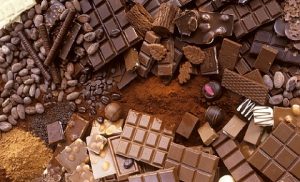 Информативна инфографика показваща статистики и тенденции в развитието